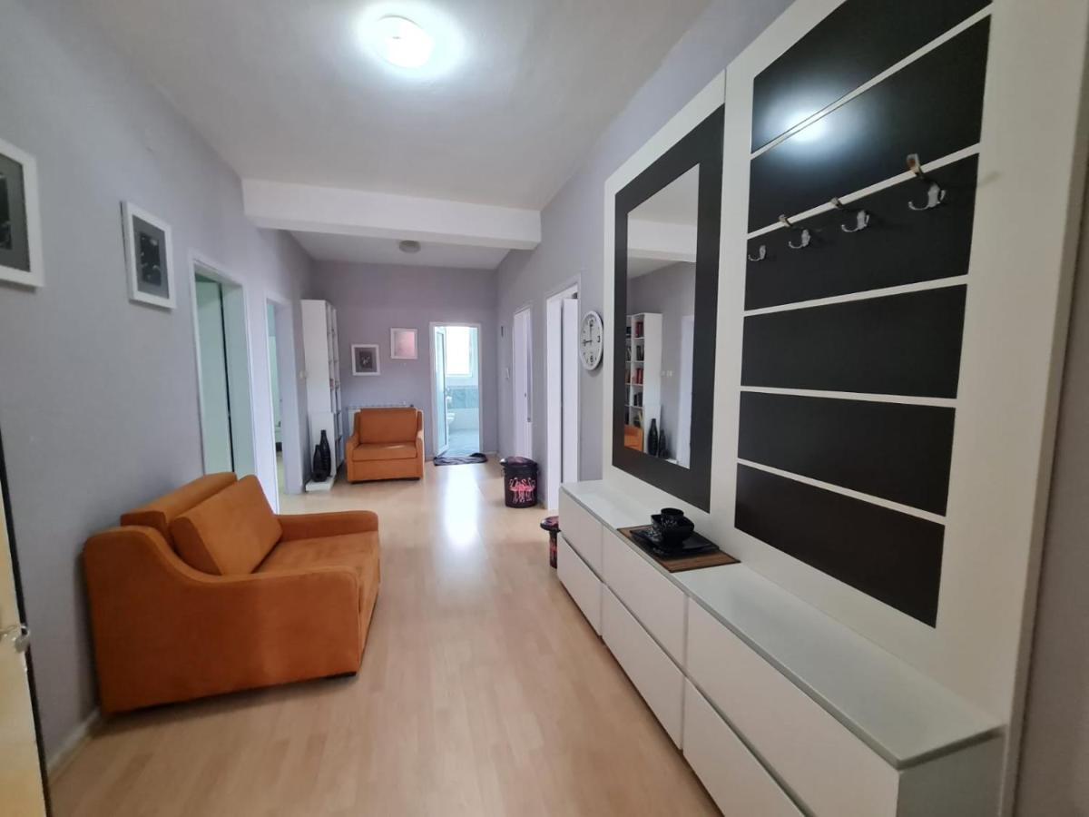 Et Apartaments 티라나 외부 사진