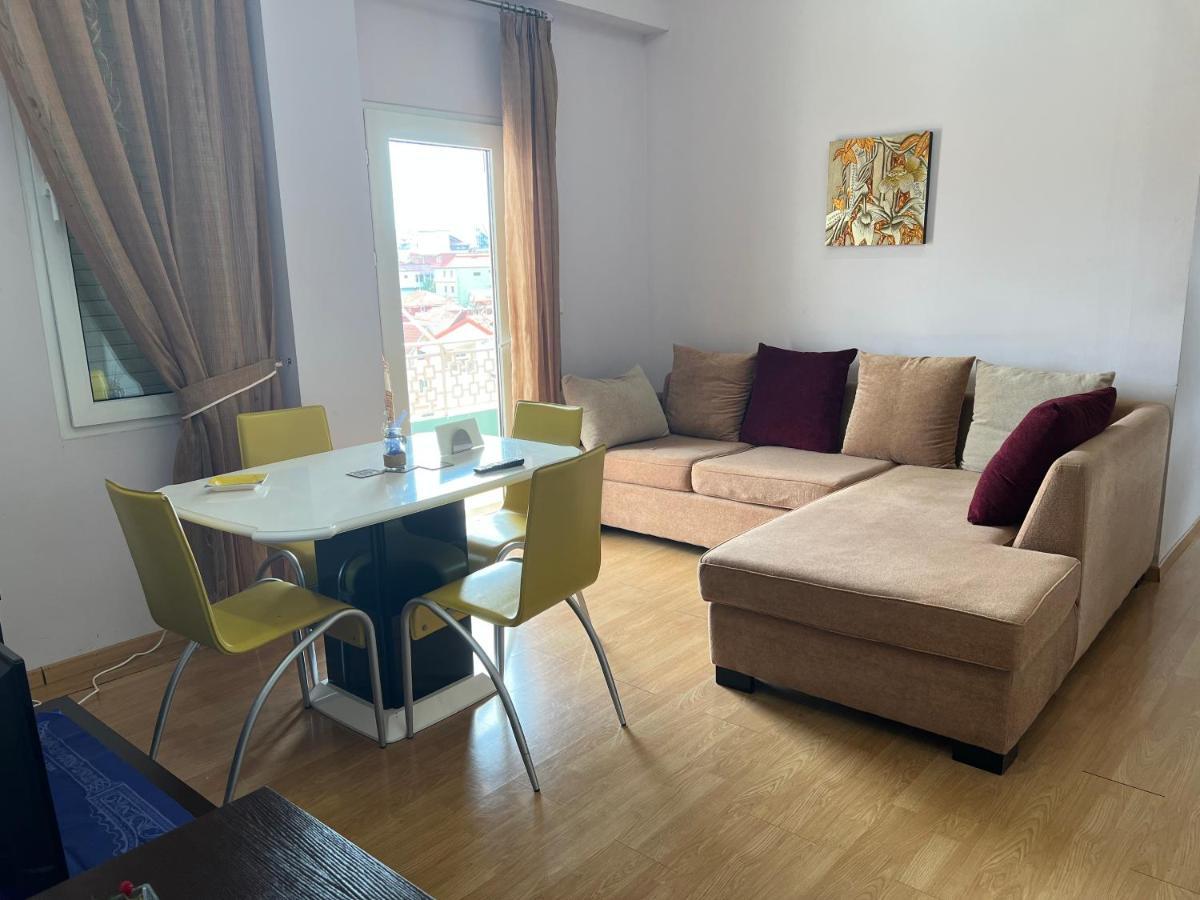Et Apartaments 티라나 외부 사진